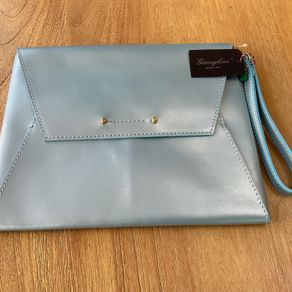 Garuglieri Itay NWT Pearlized Light Blue leather envelope wristlet clutch purse
